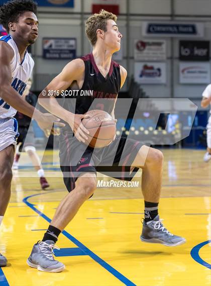 Thumbnail 1 in Santa Cruz vs Los Altos (Santa Cruz Warriors Invitational Tournament) photogallery.
