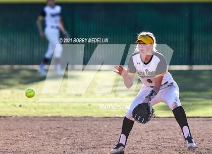 Thumbnail 2 in Notre Dame @ Clovis North photogallery.