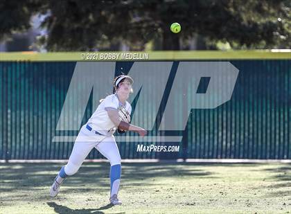 Thumbnail 1 in Notre Dame @ Clovis North photogallery.