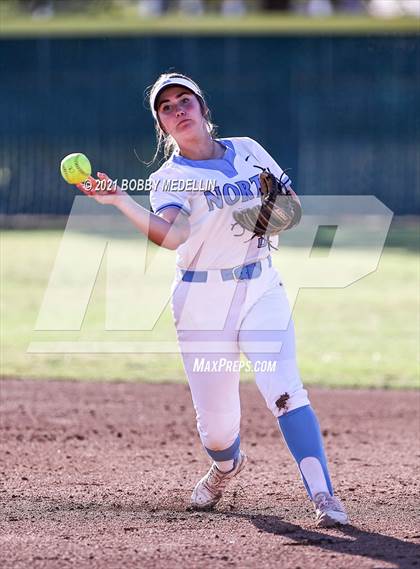 Thumbnail 1 in Notre Dame @ Clovis North photogallery.