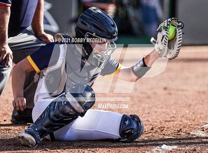 Thumbnail 2 in Notre Dame @ Clovis North photogallery.