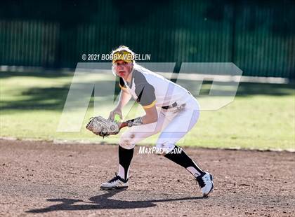 Thumbnail 3 in Notre Dame @ Clovis North photogallery.