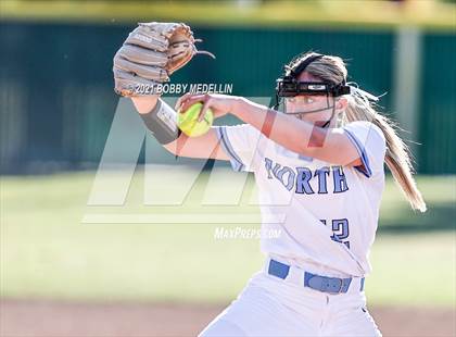 Thumbnail 2 in Notre Dame @ Clovis North photogallery.