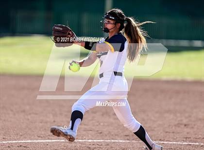 Thumbnail 1 in Notre Dame @ Clovis North photogallery.