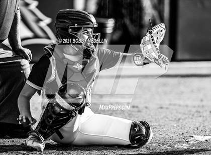 Thumbnail 3 in Notre Dame @ Clovis North photogallery.