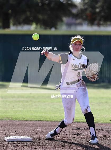 Thumbnail 1 in Notre Dame @ Clovis North photogallery.