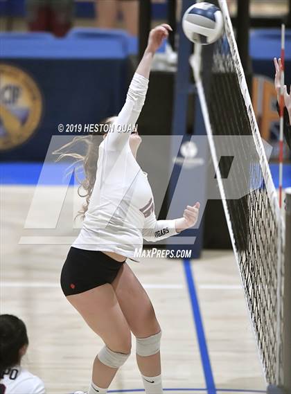 Thumbnail 2 in Campolindo vs. Vista Murrieta (CIF State D1 Final) photogallery.