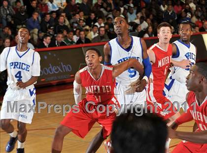 Thumbnail 1 in Price @ Mater Dei (Nike Extravaganza) photogallery.