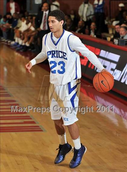 Thumbnail 3 in Price @ Mater Dei (Nike Extravaganza) photogallery.