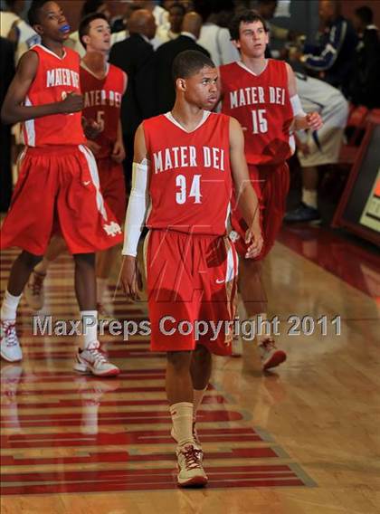 Thumbnail 1 in Price @ Mater Dei (Nike Extravaganza) photogallery.