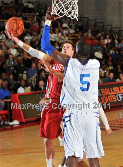 Thumbnail 2 in Price @ Mater Dei (Nike Extravaganza) photogallery.