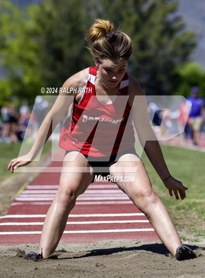 Thumbnail 2 in CIF NS Division 2 Finals (Triple Jump) photogallery.