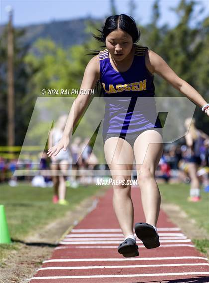 Thumbnail 3 in CIF NS Division 2 Finals (Triple Jump) photogallery.