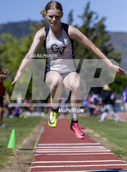 Thumbnail 2 in CIF NS Division 2 Finals (Triple Jump) photogallery.