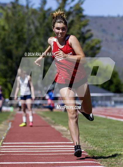 Thumbnail 3 in CIF NS Division 2 Finals (Triple Jump) photogallery.
