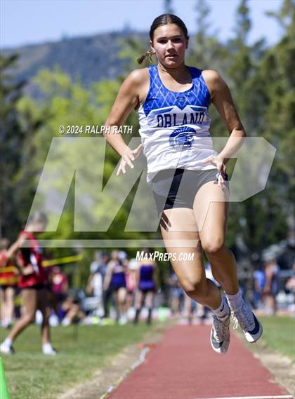 Thumbnail 1 in CIF NS Division 2 Finals (Triple Jump) photogallery.