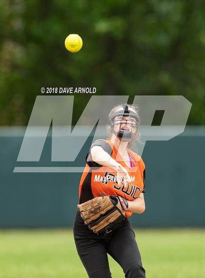 Thumbnail 1 in Austin Prep vs. Ipswich (MIAA Division 3 North Semifinal) photogallery.