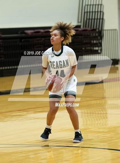 Thumbnail 1 in Reagan [Ronald] vs Taft photogallery.