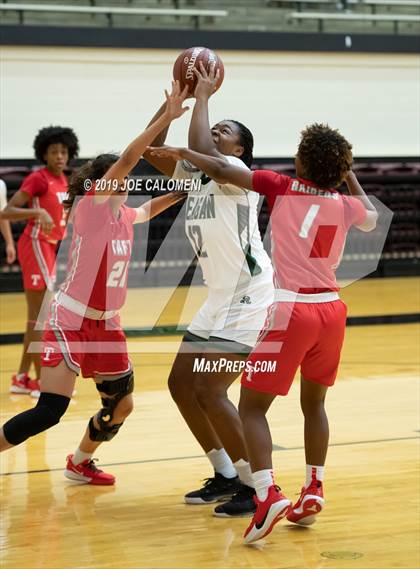 Thumbnail 3 in Reagan [Ronald] vs Taft photogallery.