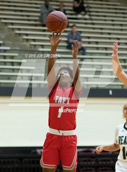 Thumbnail 1 in Reagan [Ronald] vs Taft photogallery.