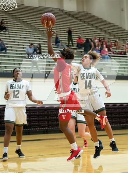 Thumbnail 3 in Reagan [Ronald] vs Taft photogallery.