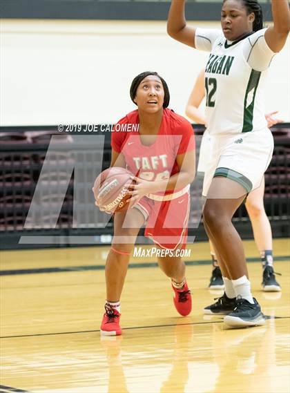 Thumbnail 1 in Reagan [Ronald] vs Taft photogallery.