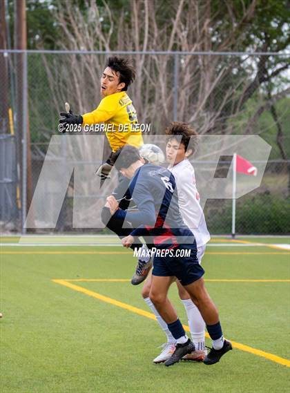 Thumbnail 1 in Veterans Memorial vs. Bowie (Uil Region IV 6A D2 Soccer Semifinals ) photogallery.