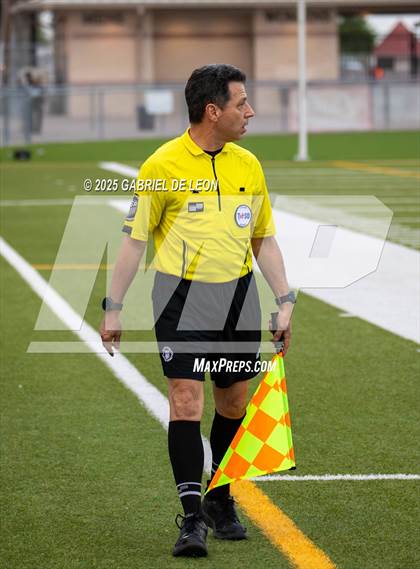 Thumbnail 3 in Veterans Memorial vs. Bowie (Uil Region IV 6A D2 Soccer Semifinals ) photogallery.