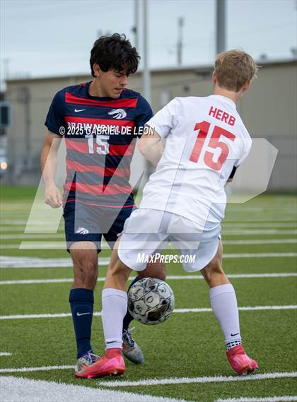 Thumbnail 2 in Veterans Memorial vs. Bowie (Uil Region IV 6A D2 Soccer Semifinals ) photogallery.