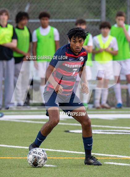 Thumbnail 3 in Veterans Memorial vs. Bowie (Uil Region IV 6A D2 Soccer Semifinals ) photogallery.