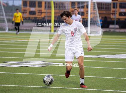 Thumbnail 3 in Veterans Memorial vs. Bowie (Uil Region IV 6A D2 Soccer Semifinals ) photogallery.