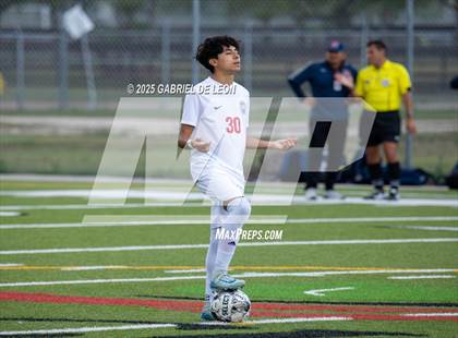 Thumbnail 3 in Veterans Memorial vs. Bowie (Uil Region IV 6A D2 Soccer Semifinals ) photogallery.