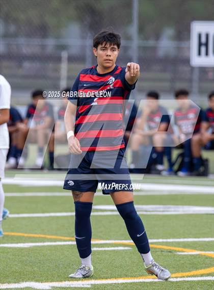 Thumbnail 1 in Veterans Memorial vs. Bowie (Uil Region IV 6A D2 Soccer Semifinals ) photogallery.