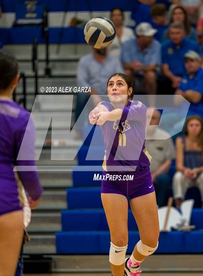 Thumbnail 2 in Alamo Heights @ Burbank photogallery.