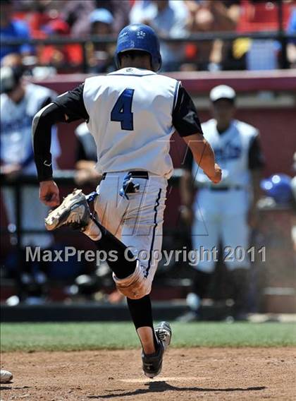 Thumbnail 1 in La Jolla Country Day vs Parker (CIF SDS D4 Final) photogallery.