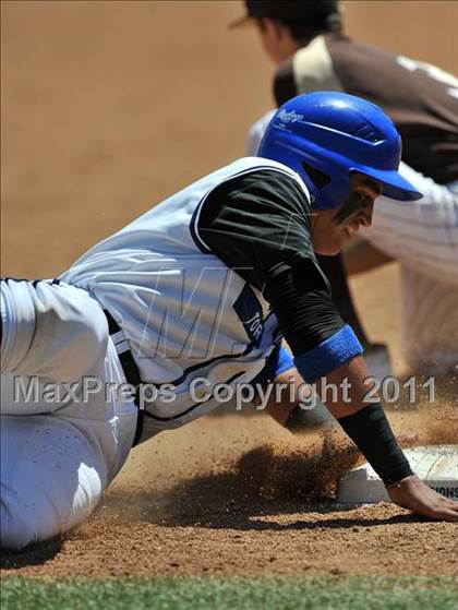 Thumbnail 1 in La Jolla Country Day vs Parker (CIF SDS D4 Final) photogallery.