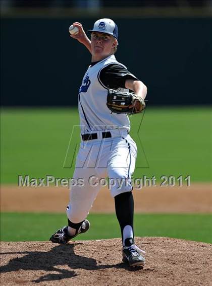 Thumbnail 1 in La Jolla Country Day vs Parker (CIF SDS D4 Final) photogallery.