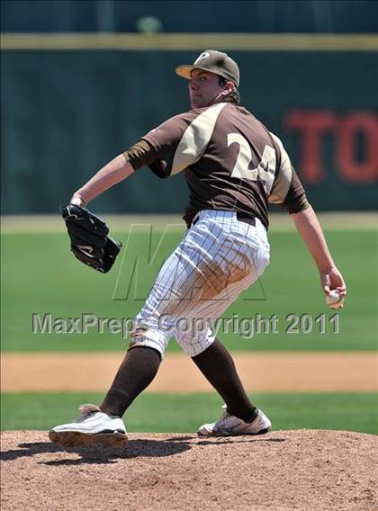 Thumbnail 1 in La Jolla Country Day vs Parker (CIF SDS D4 Final) photogallery.