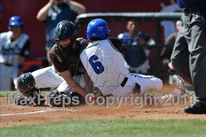 Thumbnail 1 in La Jolla Country Day vs Parker (CIF SDS D4 Final) photogallery.