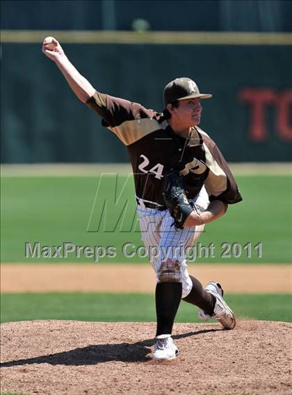Thumbnail 3 in La Jolla Country Day vs Parker (CIF SDS D4 Final) photogallery.