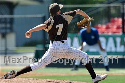 Thumbnail 2 in La Jolla Country Day vs Parker (CIF SDS D4 Final) photogallery.