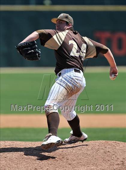 Thumbnail 2 in La Jolla Country Day vs Parker (CIF SDS D4 Final) photogallery.