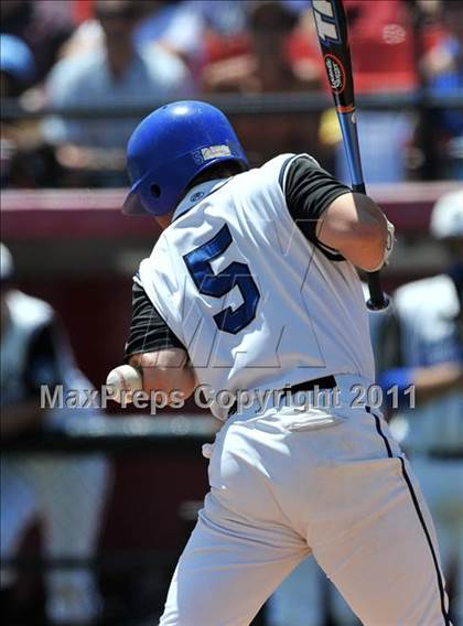 Thumbnail 2 in La Jolla Country Day vs Parker (CIF SDS D4 Final) photogallery.