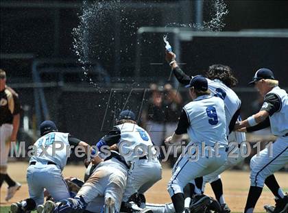 Thumbnail 2 in La Jolla Country Day vs Parker (CIF SDS D4 Final) photogallery.