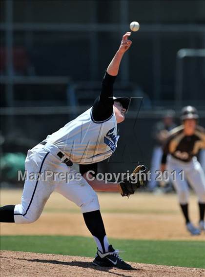 Thumbnail 2 in La Jolla Country Day vs Parker (CIF SDS D4 Final) photogallery.