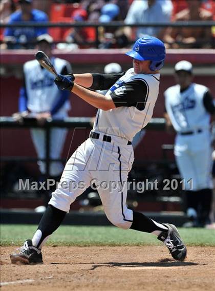 Thumbnail 3 in La Jolla Country Day vs Parker (CIF SDS D4 Final) photogallery.