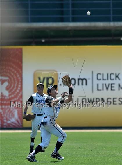 Thumbnail 3 in La Jolla Country Day vs Parker (CIF SDS D4 Final) photogallery.