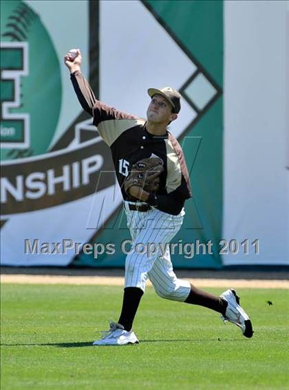 Thumbnail 2 in La Jolla Country Day vs Parker (CIF SDS D4 Final) photogallery.