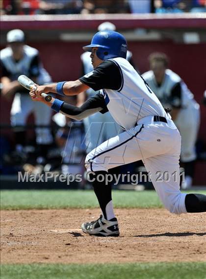 Thumbnail 3 in La Jolla Country Day vs Parker (CIF SDS D4 Final) photogallery.