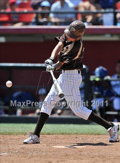 Thumbnail 1 in La Jolla Country Day vs Parker (CIF SDS D4 Final) photogallery.